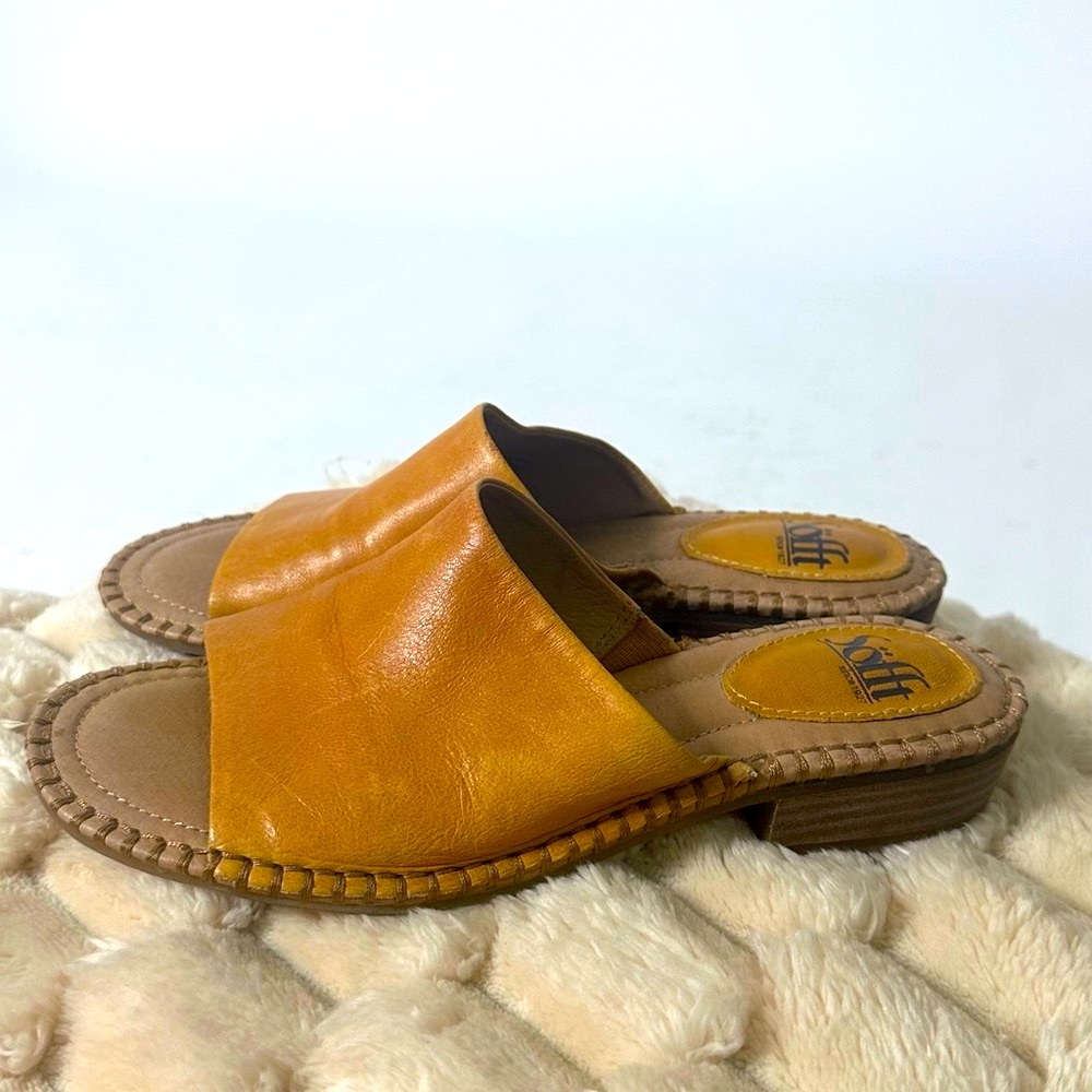Sofft Authentic Leather Sandals